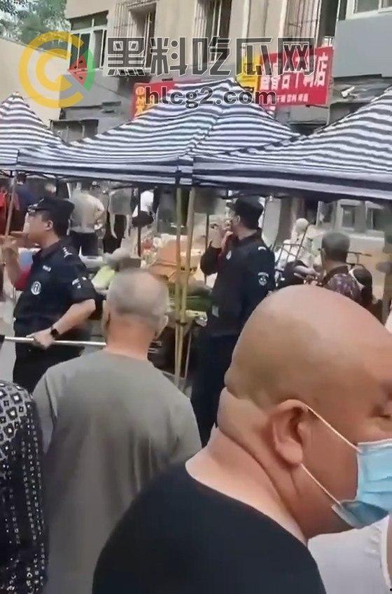 辽宁沈阳天山路亚明市场灭门惨案！争夺摊位引发血案，女儿帮忙卖菜竟成牺牲品！-3