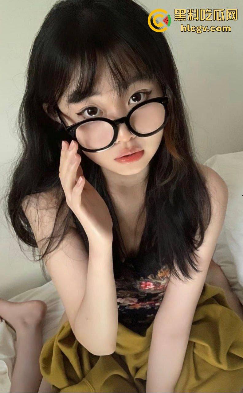 商丘陶瓷学院大二清纯婊『李悦』校外小屋约炮视频流出！大长腿翘着任操，翘臀任男友狂操，玩得又浪又湿！-10